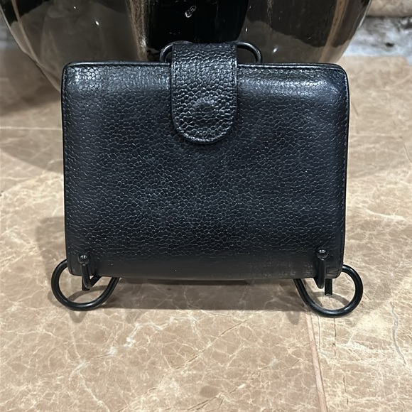 Chanel Authenticated Classic Interlocking CC Kisslock Caviar Leather Wallet - Picture 2 of 8